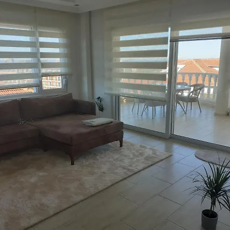 Apartvilla Direkt Am Meer Mit Grossem Pool Apartamento
