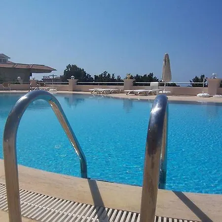 Apartvilla Direkt Am Meer Mit Grossem Pool