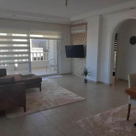 Apartvilla Direkt Am Meer Mit Grossem Pool Апартаменты *